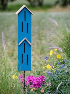Butterfly Townhouse Shelter -Garden Supplies Store 3 4 crop 8608869 4326 tif