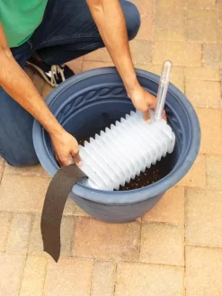 Adjustable Self-Watering Insert For Pots And Planters -Garden Supplies Store 8610250 0006 tif