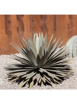 Desert Steel Yucca Plant Sculpture -Garden Supplies Store 8610744 02v