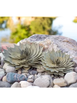 Desert Steel Spiral Aloe Sculpture -Garden Supplies Store 8610749 04v